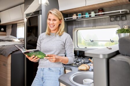 2023_rm_de_luxe_t75_hge_in_intro_kueche01_008_BEAR_PRESSE